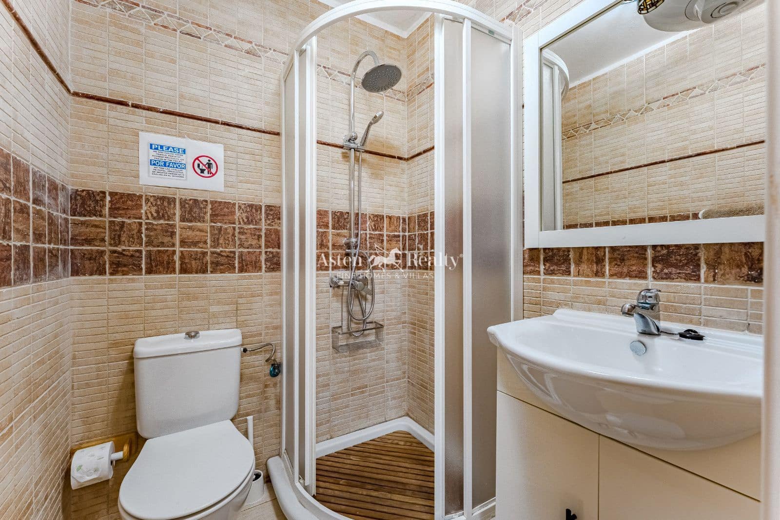 2 bedroom Flat for sale in Torviscas with pool - € 350,000 (Ref: 9082803)