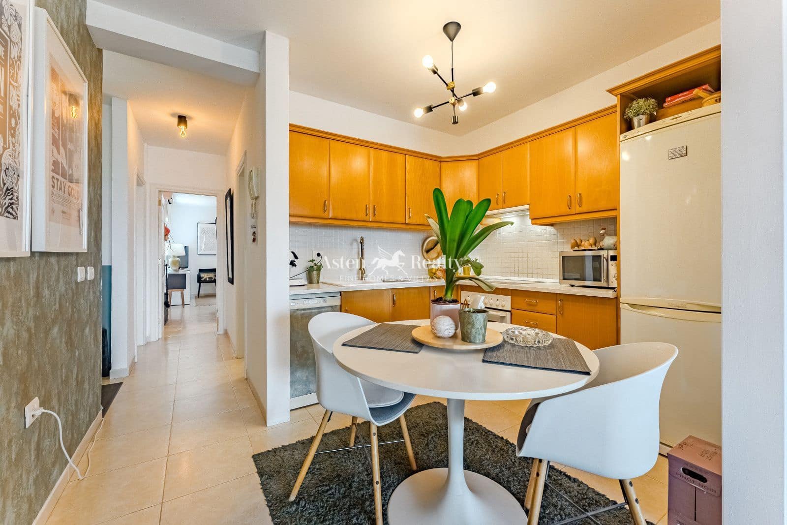 2 soverom Leilighet til salgs i Chayofa med svømmebasseng garasje - € 368 000 (Ref: 9082804)