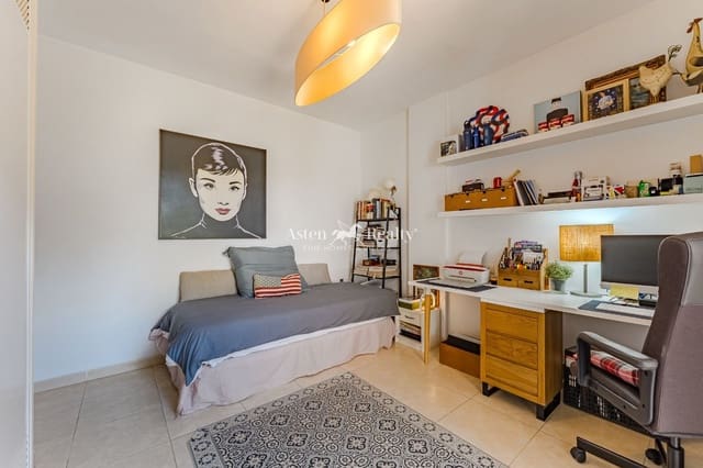 2 soverom Leilighet til salgs i Chayofa, Arona med svømmebasseng garasje - € 368 000 (Ref: 9082804)