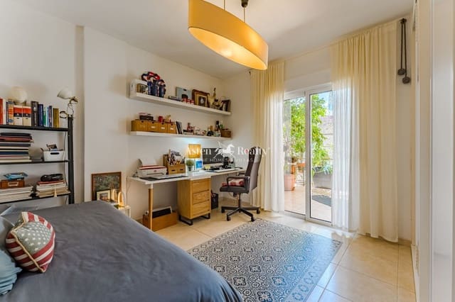 2 soverom Leilighet til salgs i Chayofa, Arona med svømmebasseng garasje - € 368 000 (Ref: 9082804)