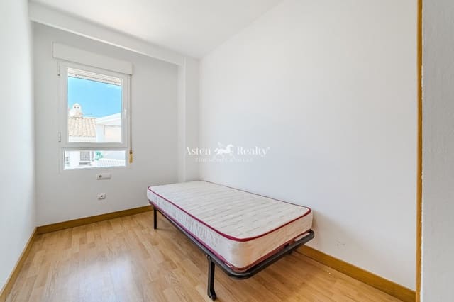 3 chambre Penthouse à vendre à Los Cristianos, Arona avec piscine garage - 420 000 € (Ref: 9084591)