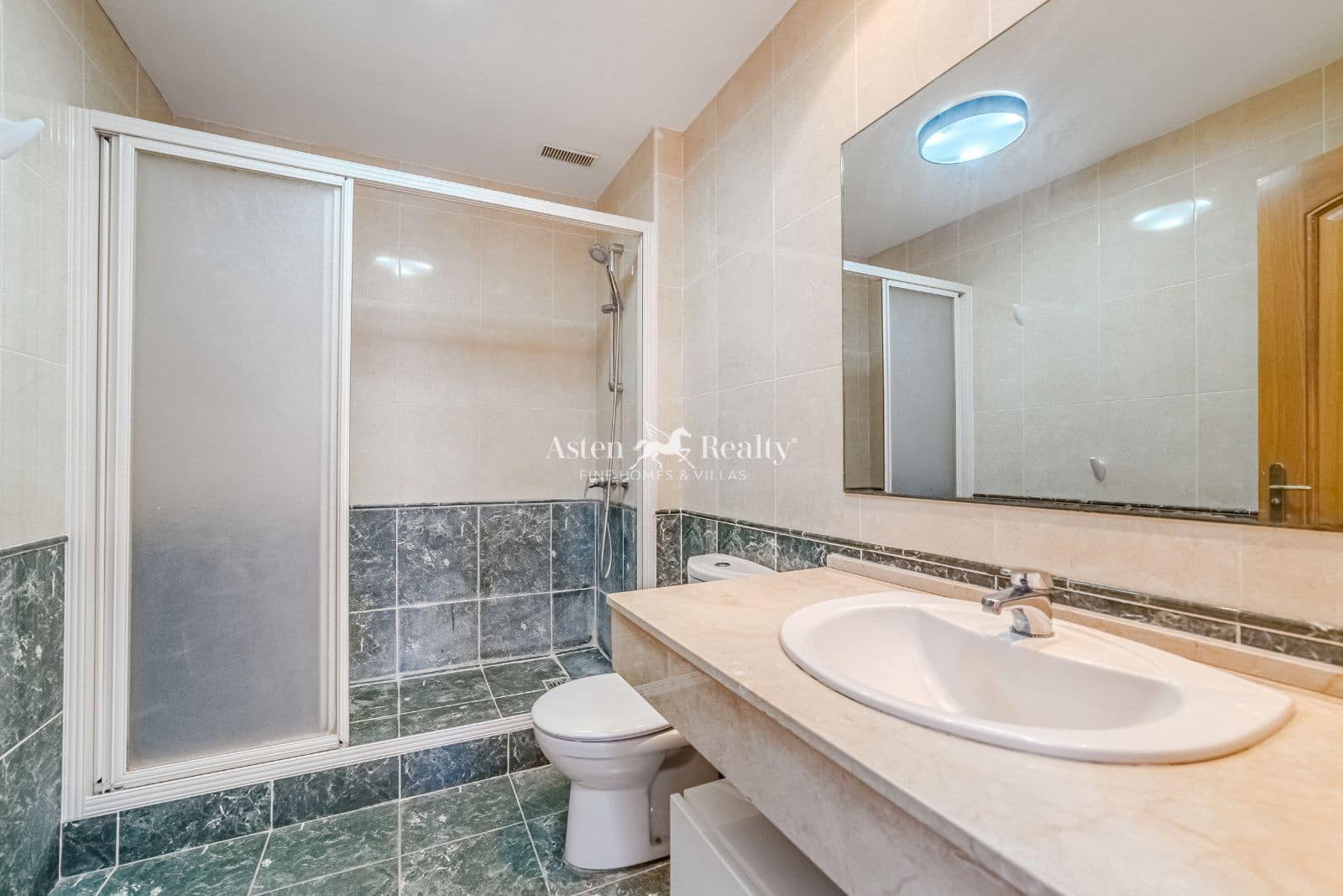 3 soveværelse Penthouse til salg i Los Cristianos med swimmingpool garage - € 420.000 (Ref: 9084591)