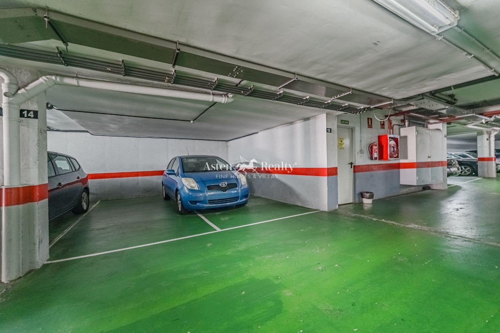 3 soveværelse Penthouse til salg i Los Cristianos med swimmingpool garage - € 420.000 (Ref: 9084591)