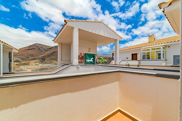 3 chambre Penthouse à vendre à Los Cristianos, Arona avec piscine garage - 420 000 € (Ref: 9084591)