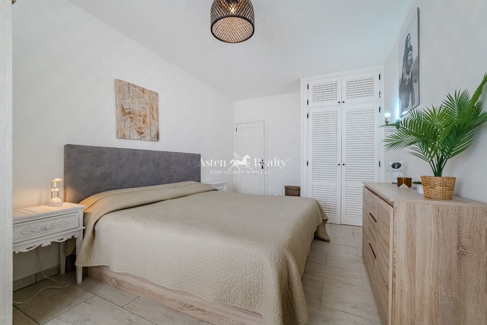 1 soveværelse Lejlighed til salg i Playa Paraiso med swimmingpool - € 265.000 (Ref: 9086508)