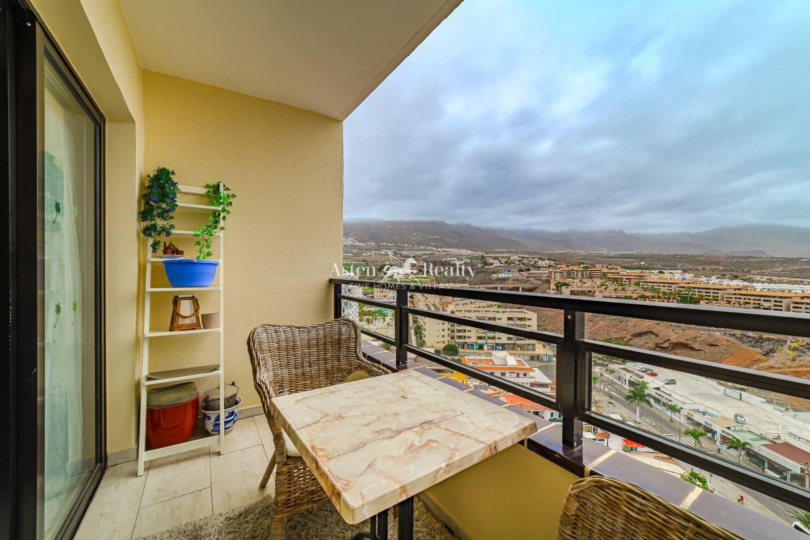 1 soveværelse Lejlighed til salg i Playa Paraiso med swimmingpool - € 265.000 (Ref: 9086508)