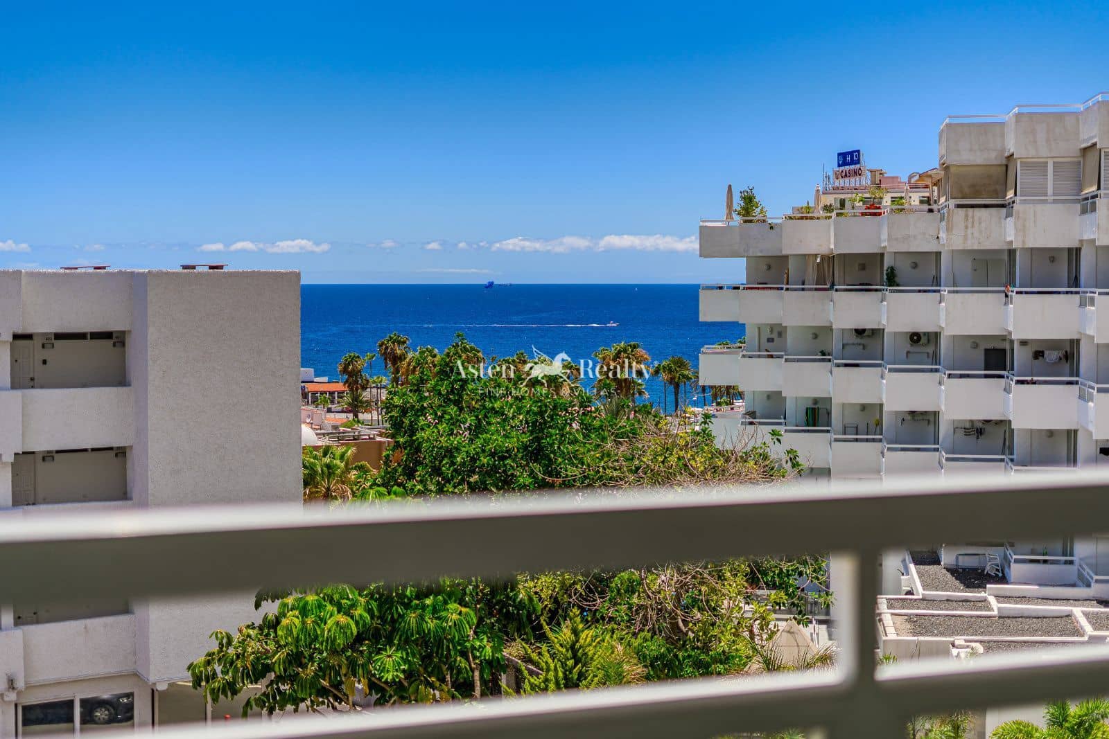 1 sovrum Lägenhet till salu i Playa de las Americas med pool - 339 000 € (Ref: 9097398)
