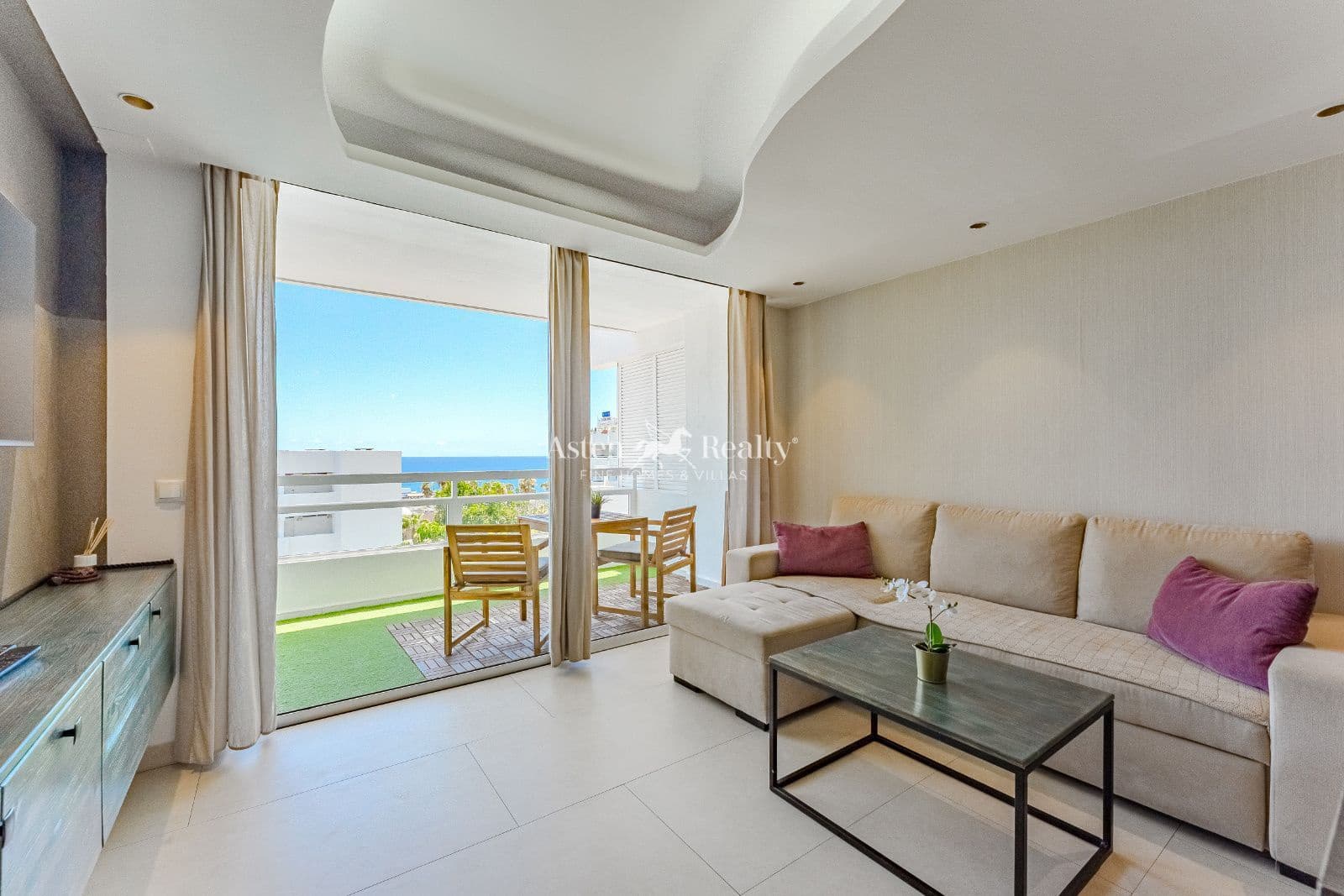 1 sovrum Lägenhet till salu i Playa de las Americas med pool - 339 000 € (Ref: 9097398)