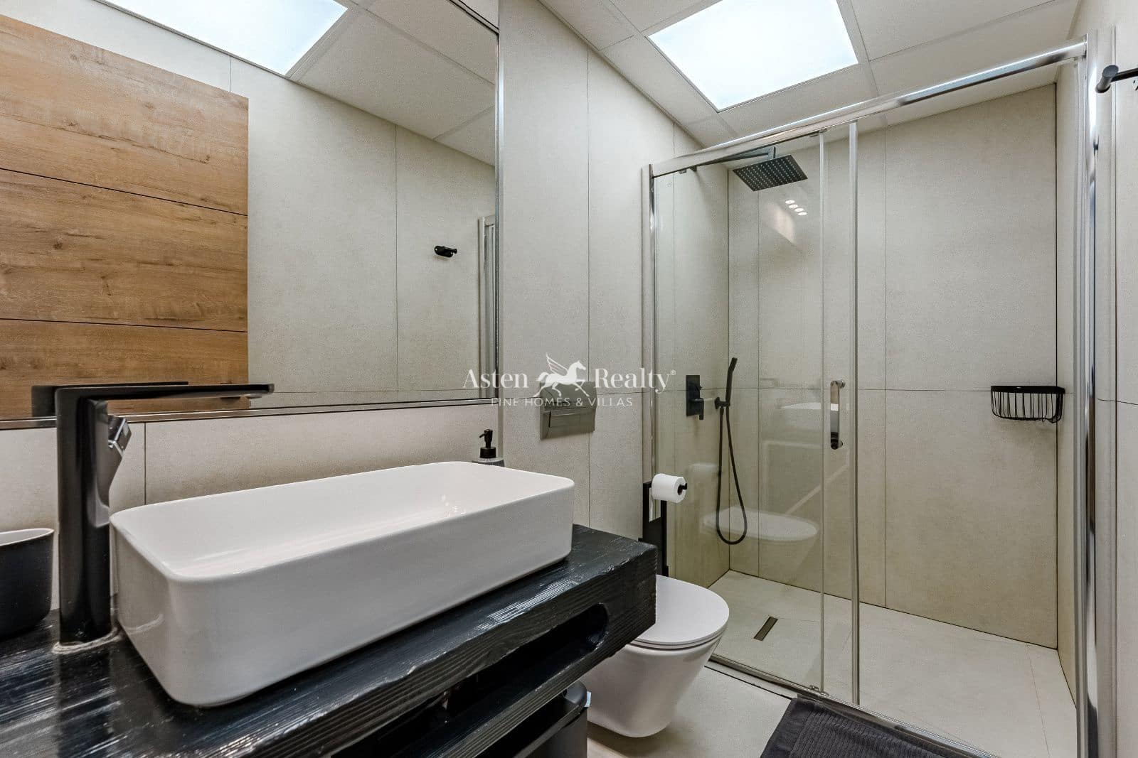 1 sovrum Lägenhet till salu i Playa de las Americas med pool - 339 000 € (Ref: 9097398)