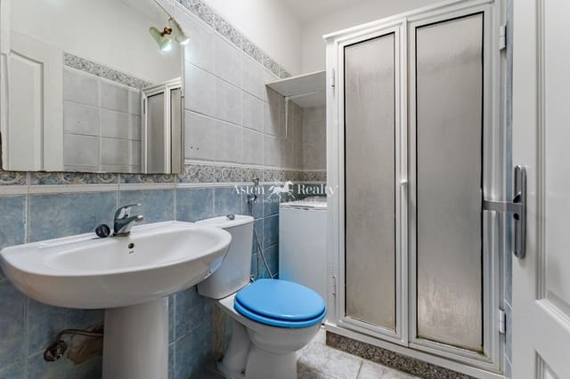 Flat te koop in Costa del Silencio, Arona met zwembad - € 139.000 (Ref: 9100195)