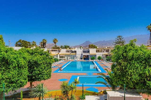 Flat te koop in Costa del Silencio, Arona met zwembad - € 139.000 (Ref: 9100195)