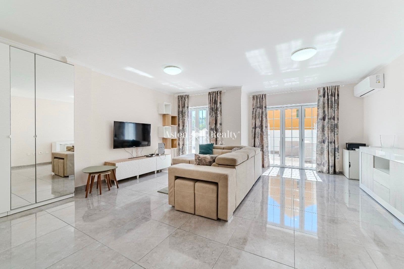 3 soveværelse Byhus til salg i Las Chafiras (San Miguel) med swimmingpool garage - € 420.000 (Ref: 9105352)