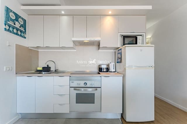 2 quarto Apartamento para venda em Los Cristianos, Arona com piscina garagem - 460 000 € (Ref: 9109731)