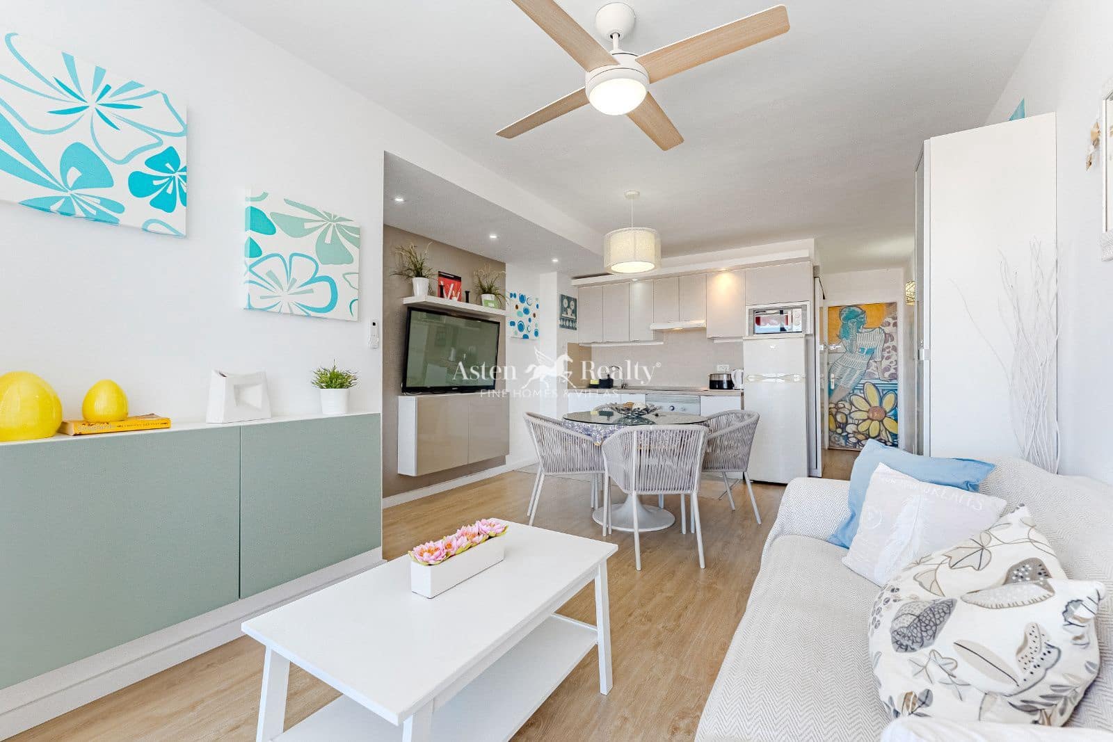 2 chambre Appartement à vendre à Los Cristianos avec piscine garage - 460 000 € (Ref: 9109731)