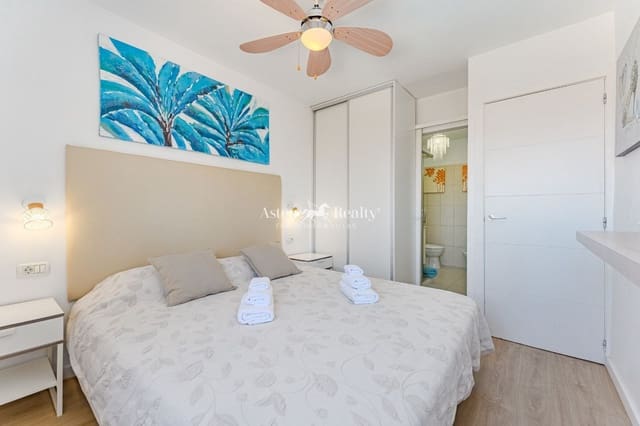 2 quarto Apartamento para venda em Los Cristianos, Arona com piscina garagem - 460 000 € (Ref: 9109731)