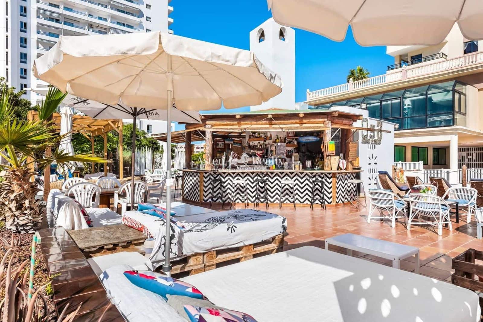 Virksomhed til salg i Playa Paraiso - € 600.000 (Ref: 9109814)