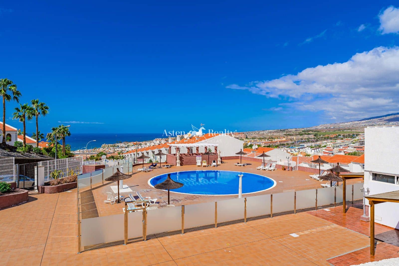 2 soveværelse Lejlighed til salg i Torviscas med swimmingpool - € 350.000 (Ref: 9113625)