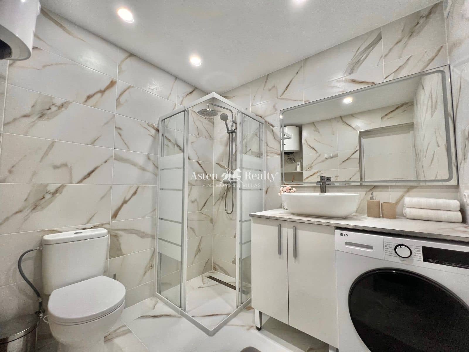 2 soveværelse Lejlighed til salg i Torviscas med swimmingpool - € 350.000 (Ref: 9113625)