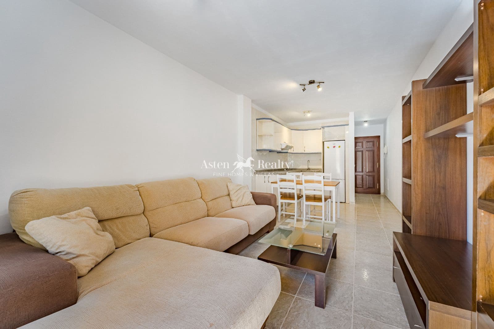 2 soveværelse Lejlighed til salg i El Medano med swimmingpool garage - € 290.000 (Ref: 9115411)