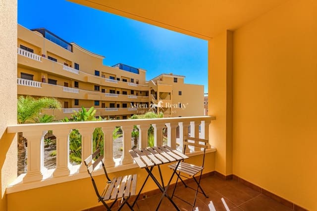 2 soverom Leilighet til salgs i El Medano, Granadilla de Abona med svømmebasseng garasje - € 285 000 (Ref: 9115411)