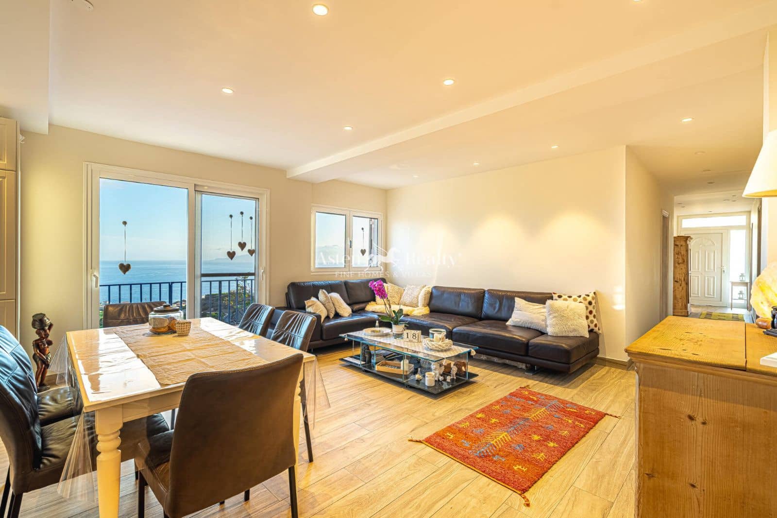 7 soveværelse Villa til salg i Los Gigantes med swimmingpool - € 1.790.000 (Ref: 9117516)