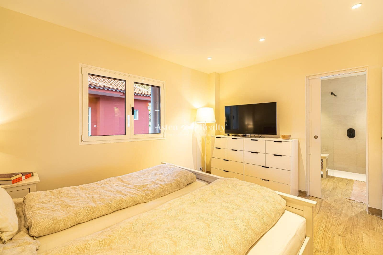 7 soveværelse Villa til salg i Los Gigantes med swimmingpool - € 1.790.000 (Ref: 9117516)