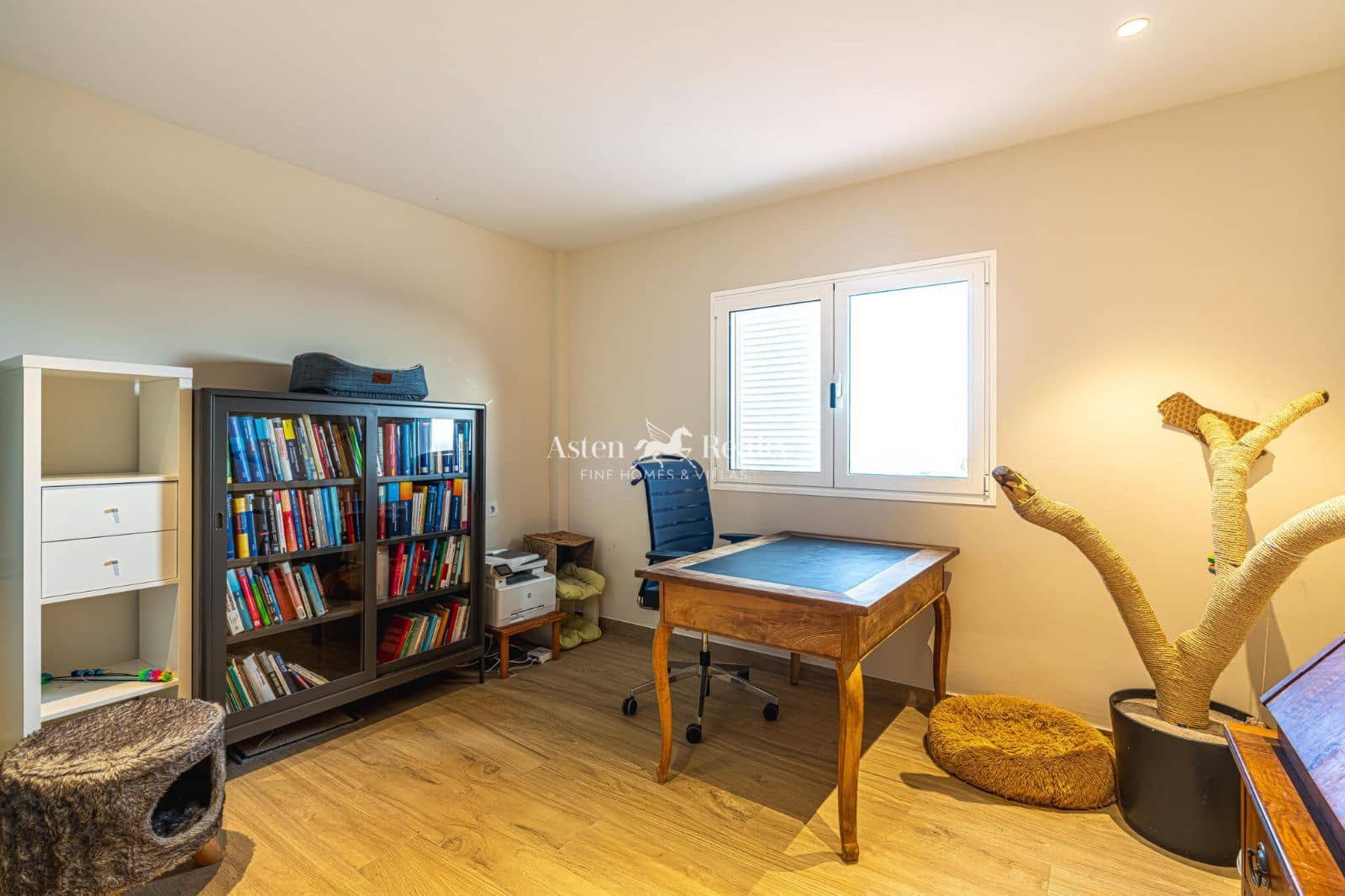 7 soveværelse Villa til salg i Los Gigantes med swimmingpool - € 1.790.000 (Ref: 9117516)