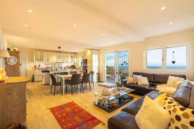 7 slaapkamer Villa te koop in Los Gigantes, Santiago del Teide met zwembad - € 1.790.000 (Ref: 9117516)