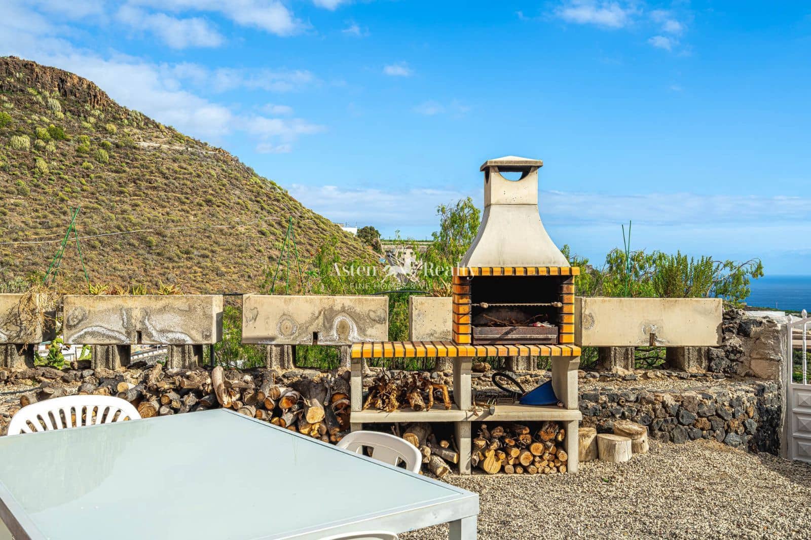 7 soveværelse Villa til salg i Los Gigantes med swimmingpool - € 1.790.000 (Ref: 9117516)