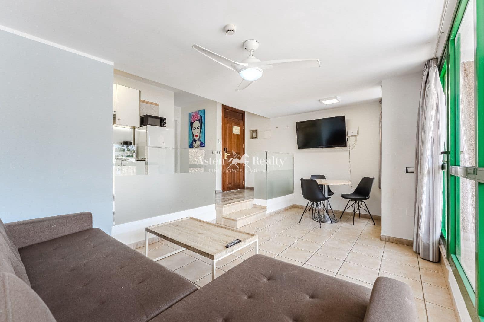 1 chambre Appartement à vendre à Costa Adeje avec piscine garage - 310 000 € (Ref: 9131858)