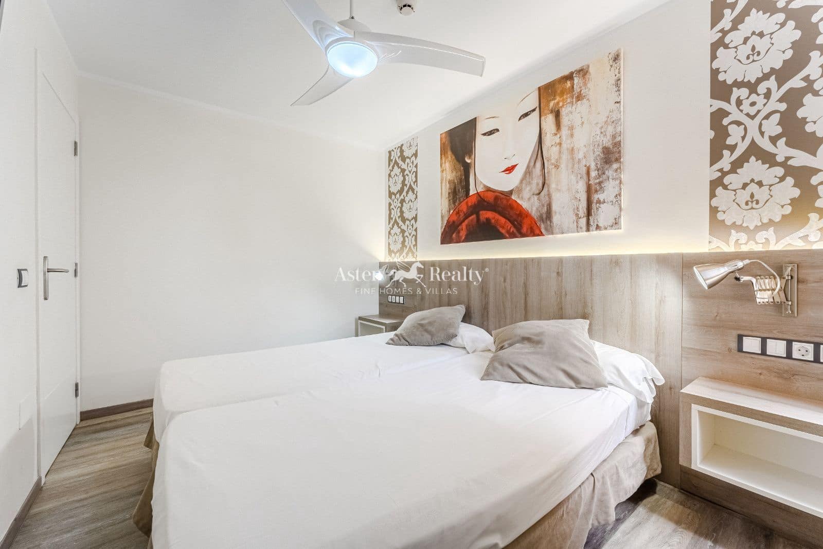 1 chambre Appartement à vendre à Costa Adeje avec piscine garage - 310 000 € (Ref: 9131858)