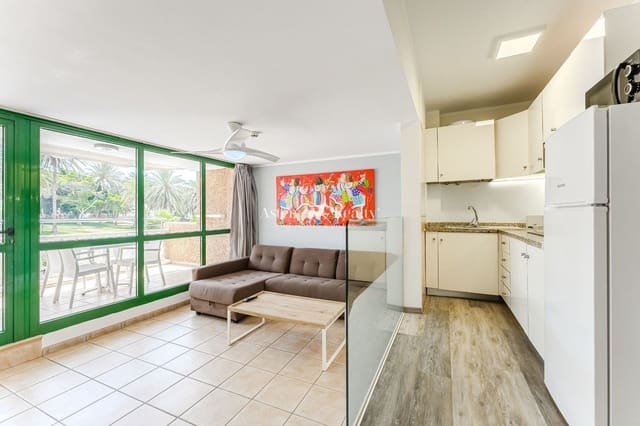 1 chambre Appartement à vendre à Playa de las Américas, Adeje avec piscine garage - 310 000 € (Ref: 9131858)