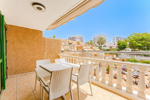 1 sypialnia Mieszkanie na sprzedaż w Playa de las Américas, Adeje z basenem garażem - 299 000 € (Ref: 9131858)