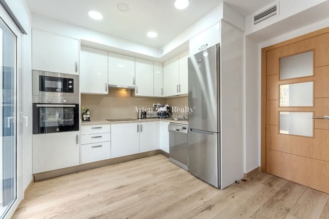 3 chambre Villa/Maison à vendre à Las Galletas, Arona avec piscine garage - 430 000 € (Ref: 9135169)