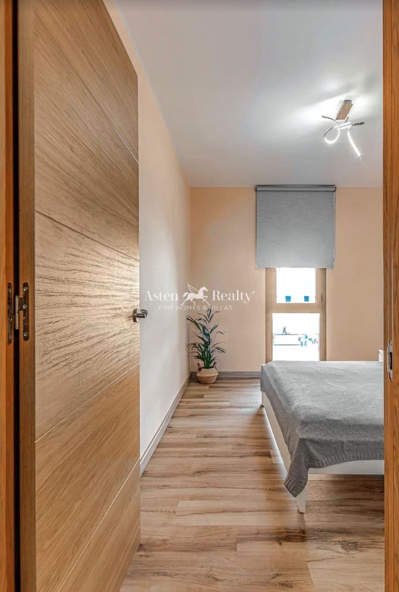 1 soveværelse Lejlighed til salg i Costa Adeje med swimmingpool garage - € 274.000 (Ref: 9142234)