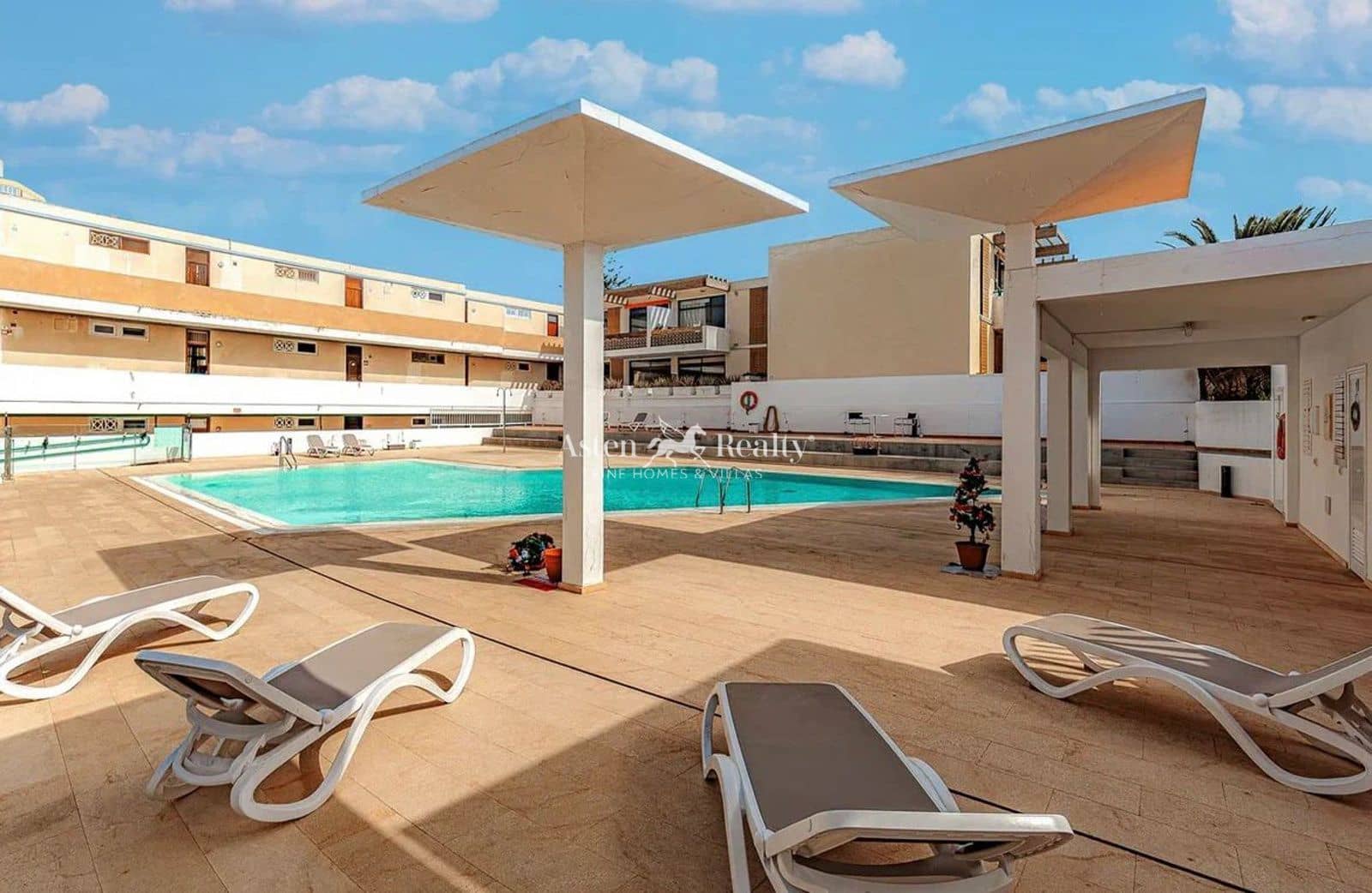 1 soveværelse Lejlighed til salg i Costa Adeje med swimmingpool garage - € 274.000 (Ref: 9142234)