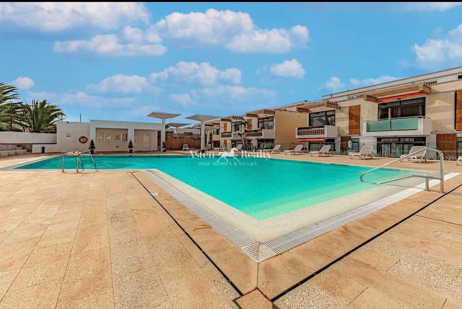 1 soveværelse Lejlighed til salg i Costa Adeje med swimmingpool garage - € 274.000 (Ref: 9142234)