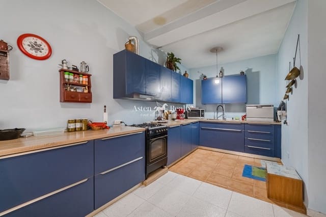 5 soveværelse Byhus til salg i Los Silos med garage - € 230.000 (Ref: 9146254)