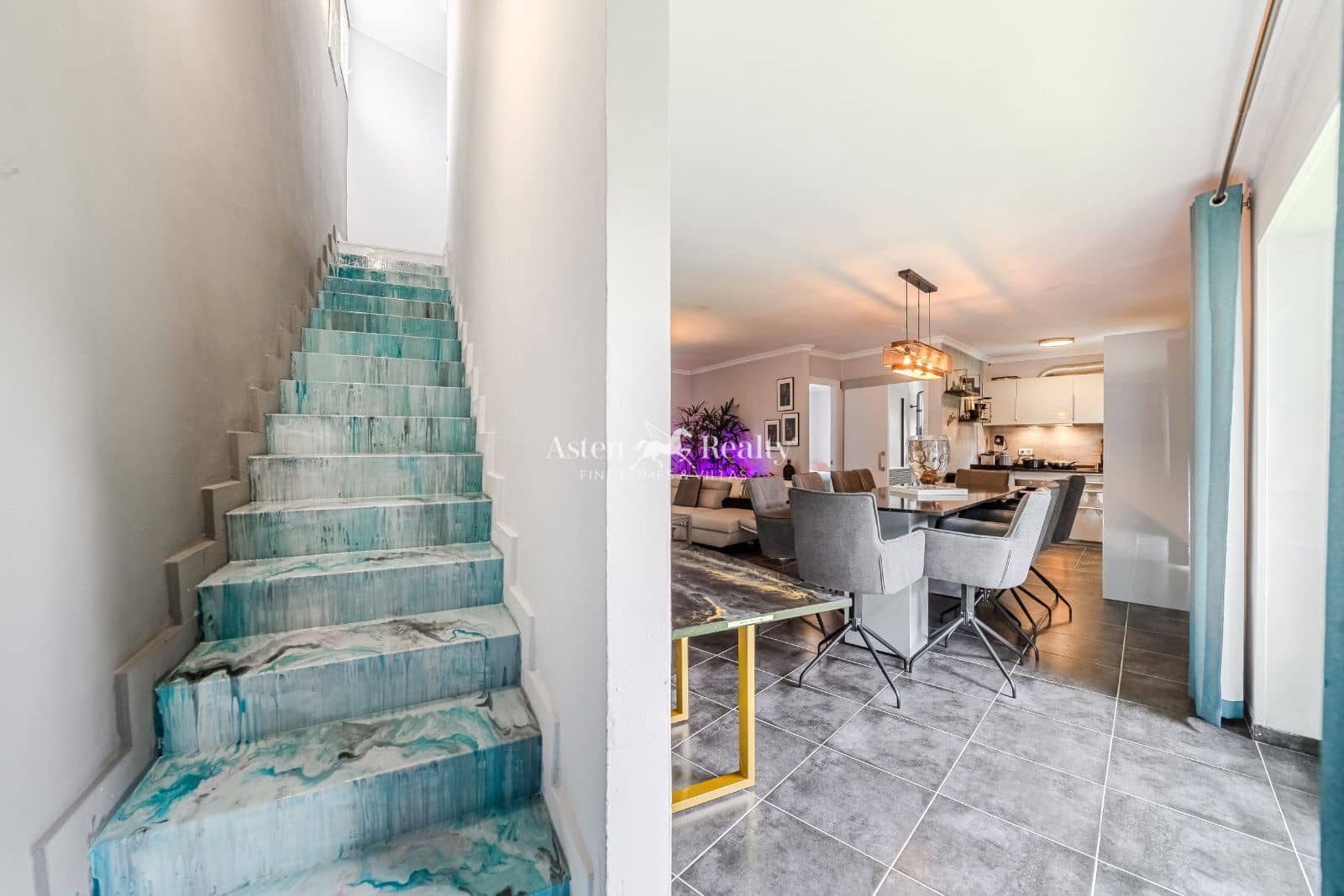 5 soveværelse Villa til salg i Tacoronte med garage - € 399.000 (Ref: 9153237)