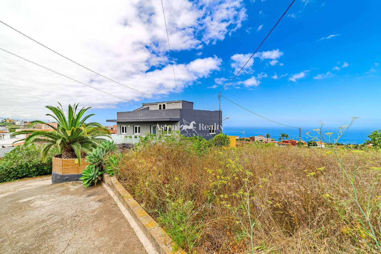 5 soveværelse Villa til salg i Tacoronte med garage - € 399.000 (Ref: 9153237)