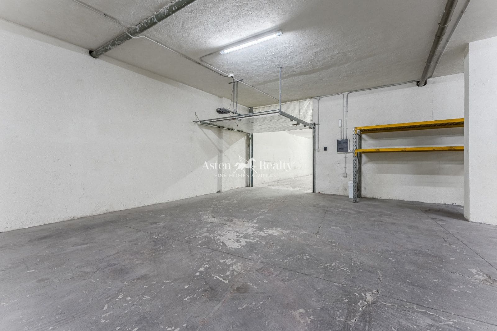 Kontor til salg i Adeje - € 150.000 (Ref: 9153393)