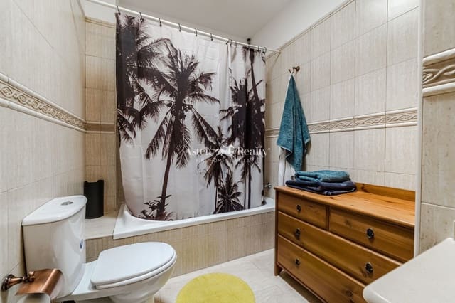 4 slaapkamer Huis te koop in Casco Urbano, Adeje met zwembad garage - € 575.000 (Ref: 9168128)