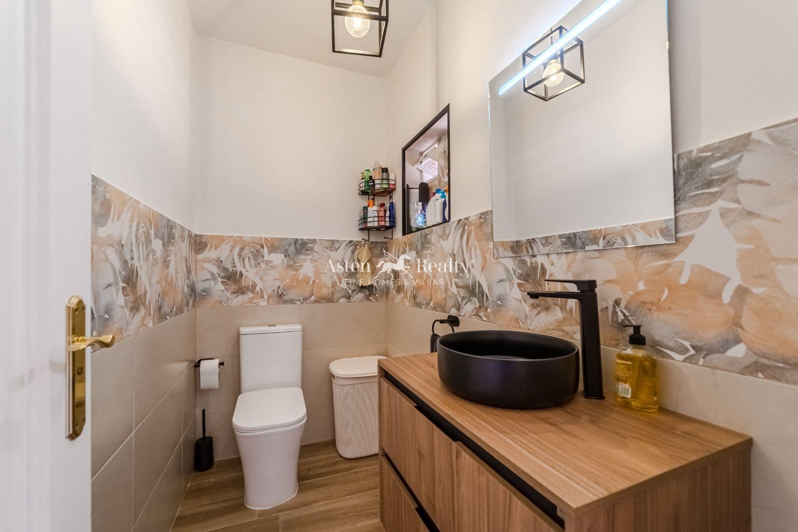 4 chambre Maison de Ville à vendre à Adeje avec piscine garage - 575 000 € (Ref: 9168128)