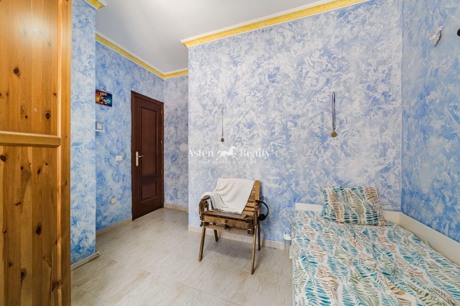 4 chambre Maison de Ville à vendre à Adeje avec piscine garage - 575 000 € (Ref: 9168128)