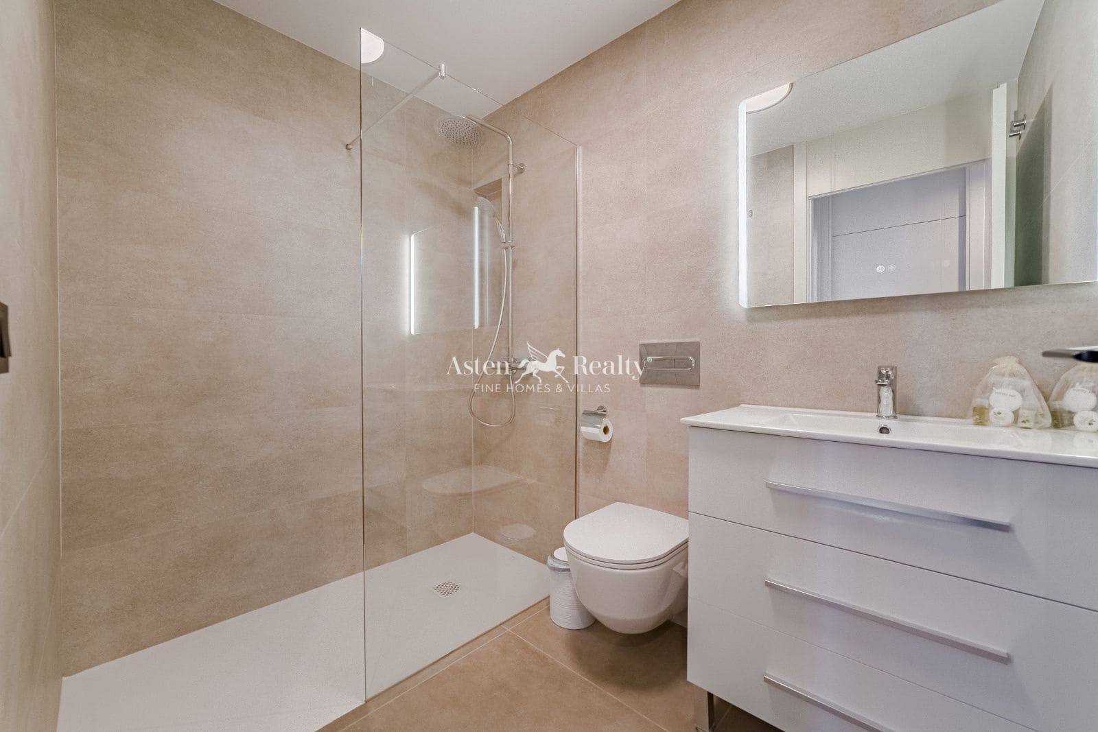 2 chambre Penthouse à vendre à Torviscas avec piscine garage - 890 000 € (Ref: 9168249)