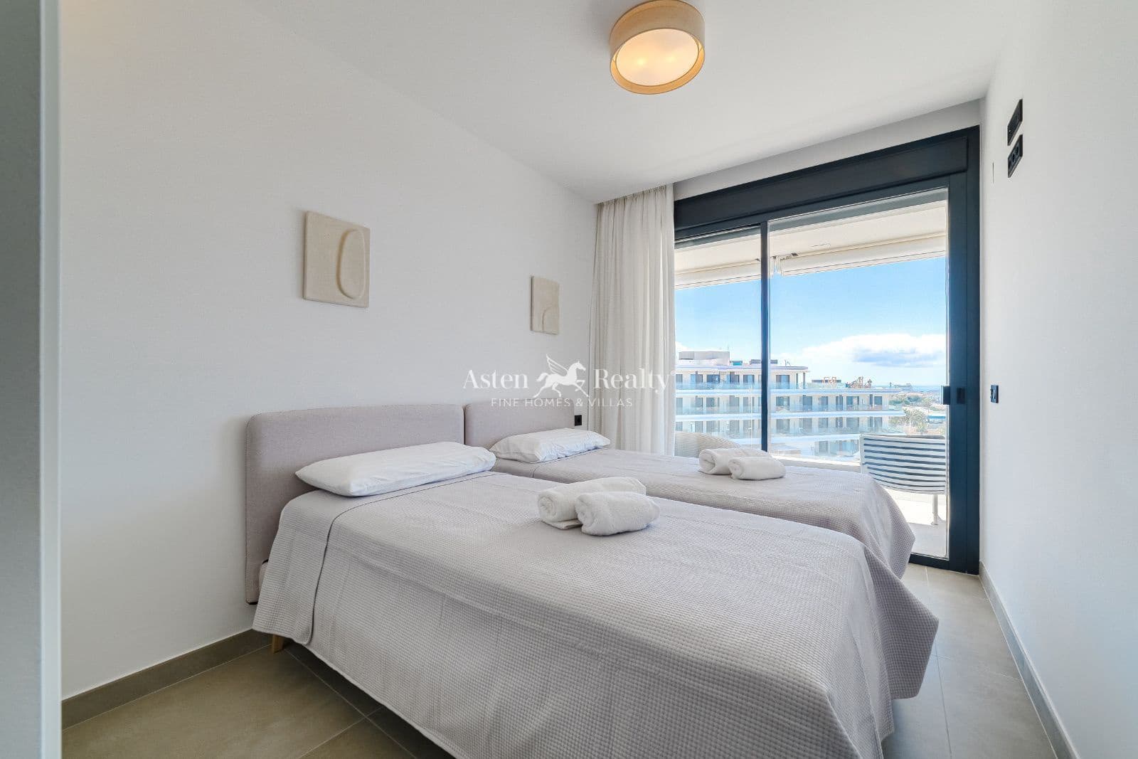 2 chambre Penthouse à vendre à Torviscas avec piscine garage - 890 000 € (Ref: 9168249)