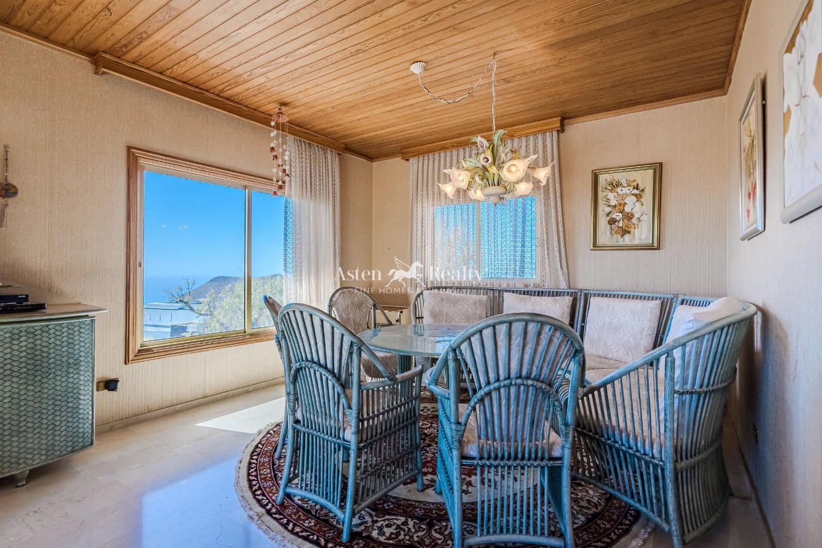 9 soveværelse Byhus til salg i Chayofa med swimmingpool - € 1.595.000 (Ref: 9175852)