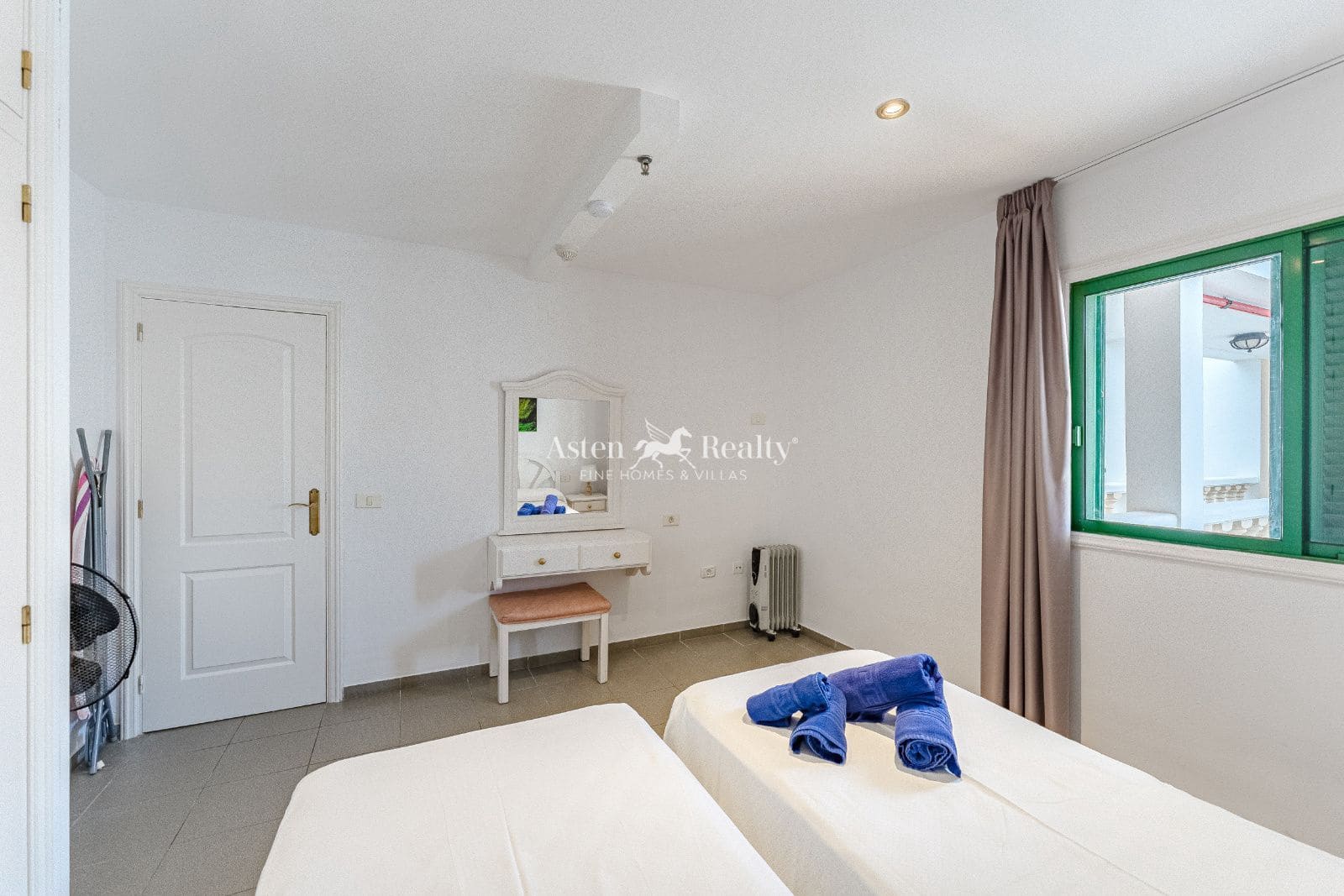 1 sypialnia Mieszkanie na sprzedaż w Puerto de la Cruz z basenem - 219 500 € (Ref: 9180207)