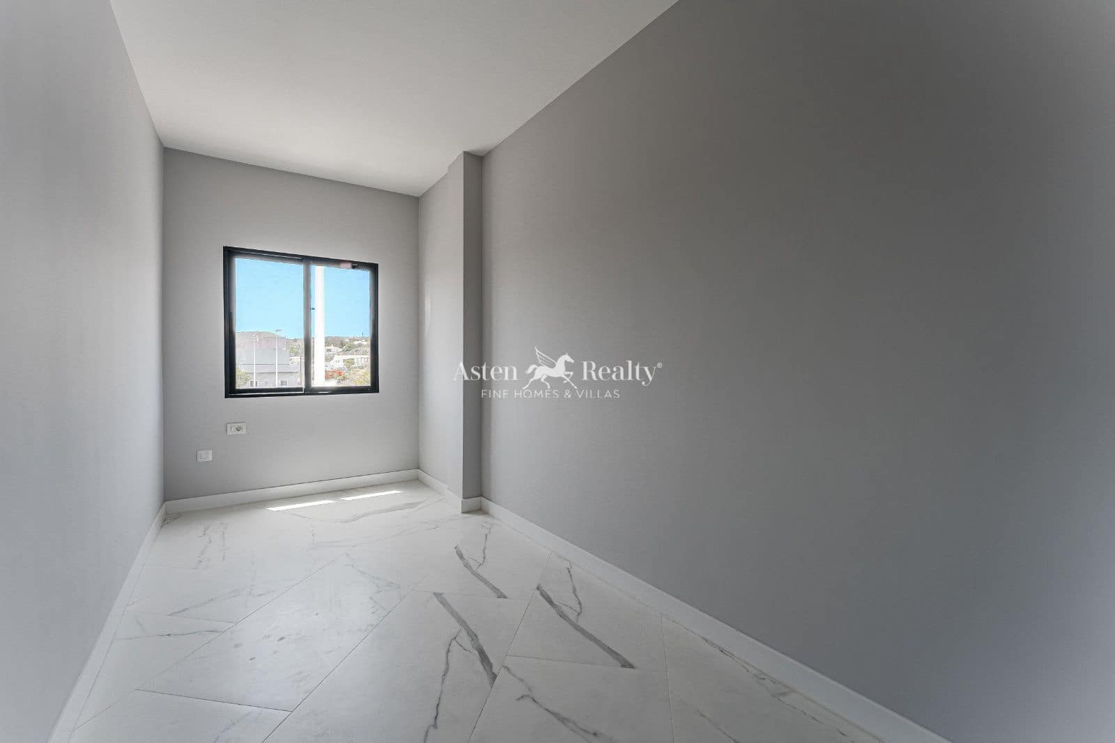 2 chambre Appartement à vendre à Granadilla de Abona avec garage - 169 500 € (Ref: 9184672)