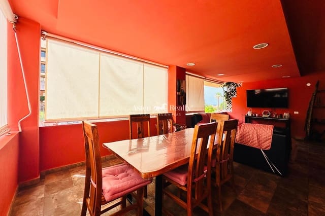 3 soveværelse Lejlighed til salg i Playa del Duque, Adeje med swimmingpool - € 850.000 (Ref: 9186024)